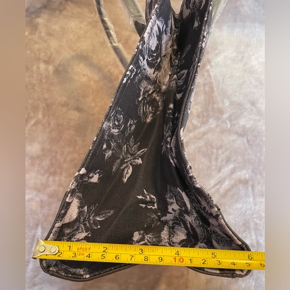 Victoria’s Secret tote bag - Picture 5 of 9